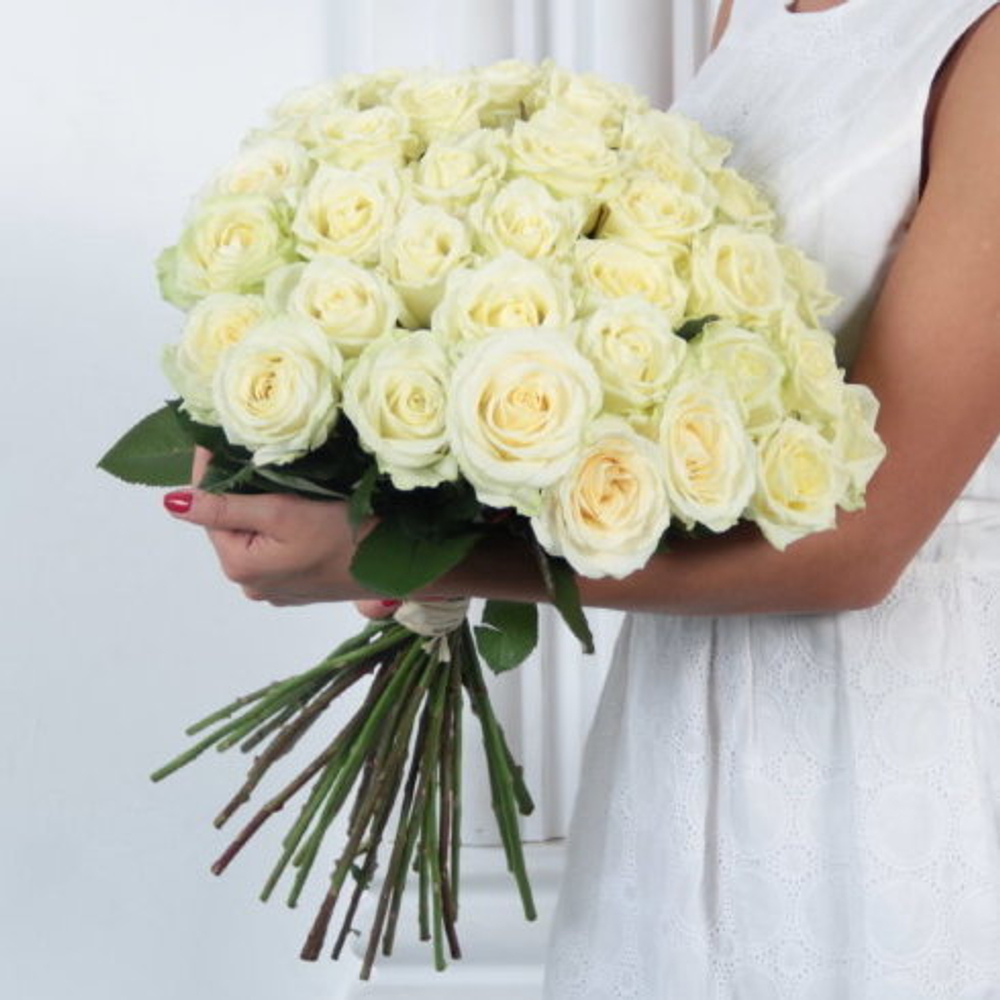 Букет цветов 35 белых роз